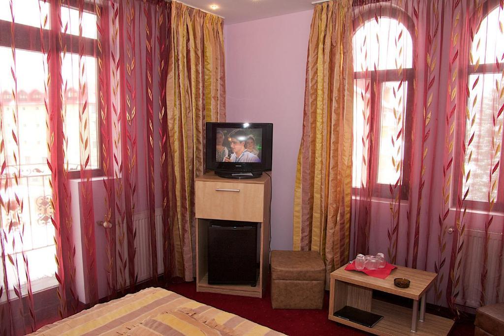 Pension Casa Dunarea Predeal Exterior photo