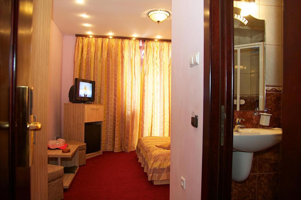 Pension Casa Dunarea Predeal Exterior photo